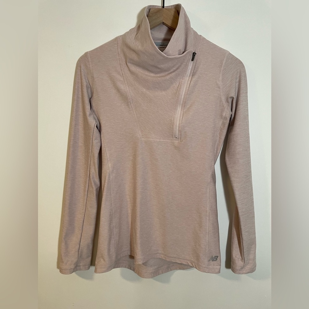 New Balance long Sleeve Athletic Performance Athleisure Top Soft Pink Size Small